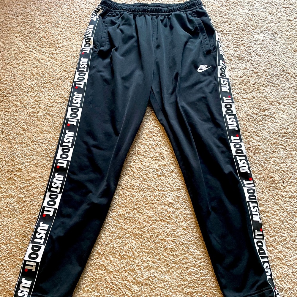 Men’s Nike track pants